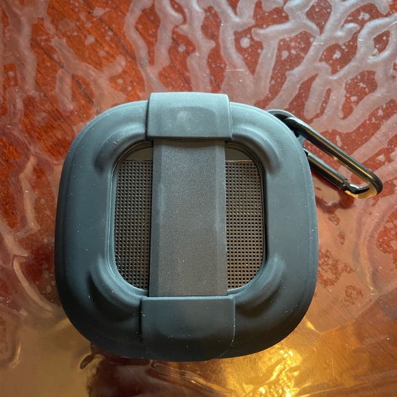 Bose SoundLink micro speaker (sold in another app) - Picture 8 of 8